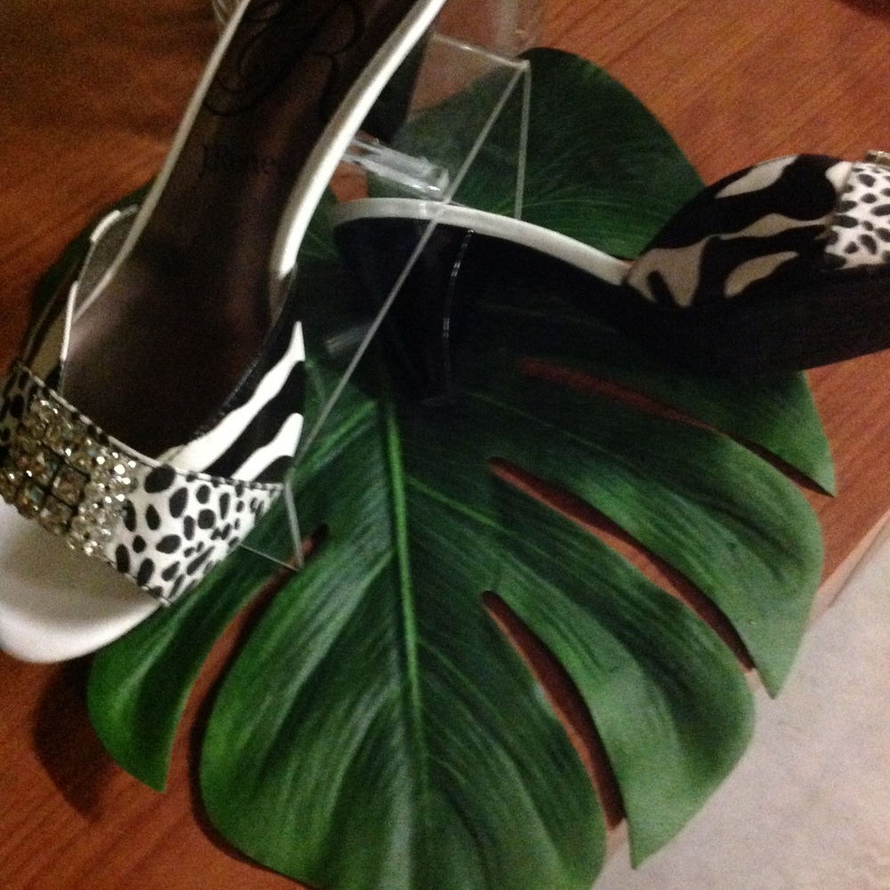 Kitten Heel - image 2